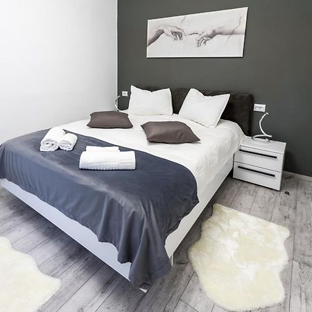 Cristopher Apartament Busteni Luaran gambar