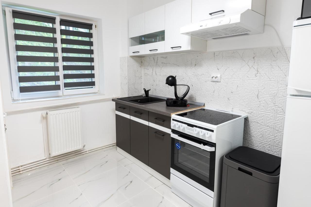 Cristopher Apartament Busteni Luaran gambar